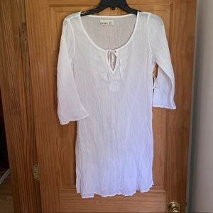 NWT Old Navy swim suit coverup